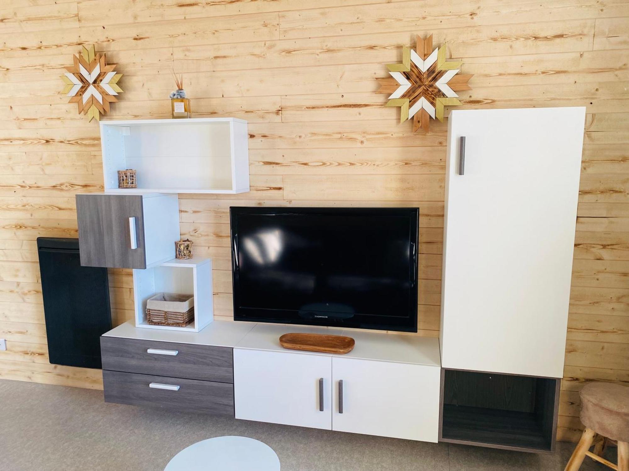Appartement, Vue Lac Panoramique Avec Terrasse, Parking, Aux Angles Eksteriør bilde