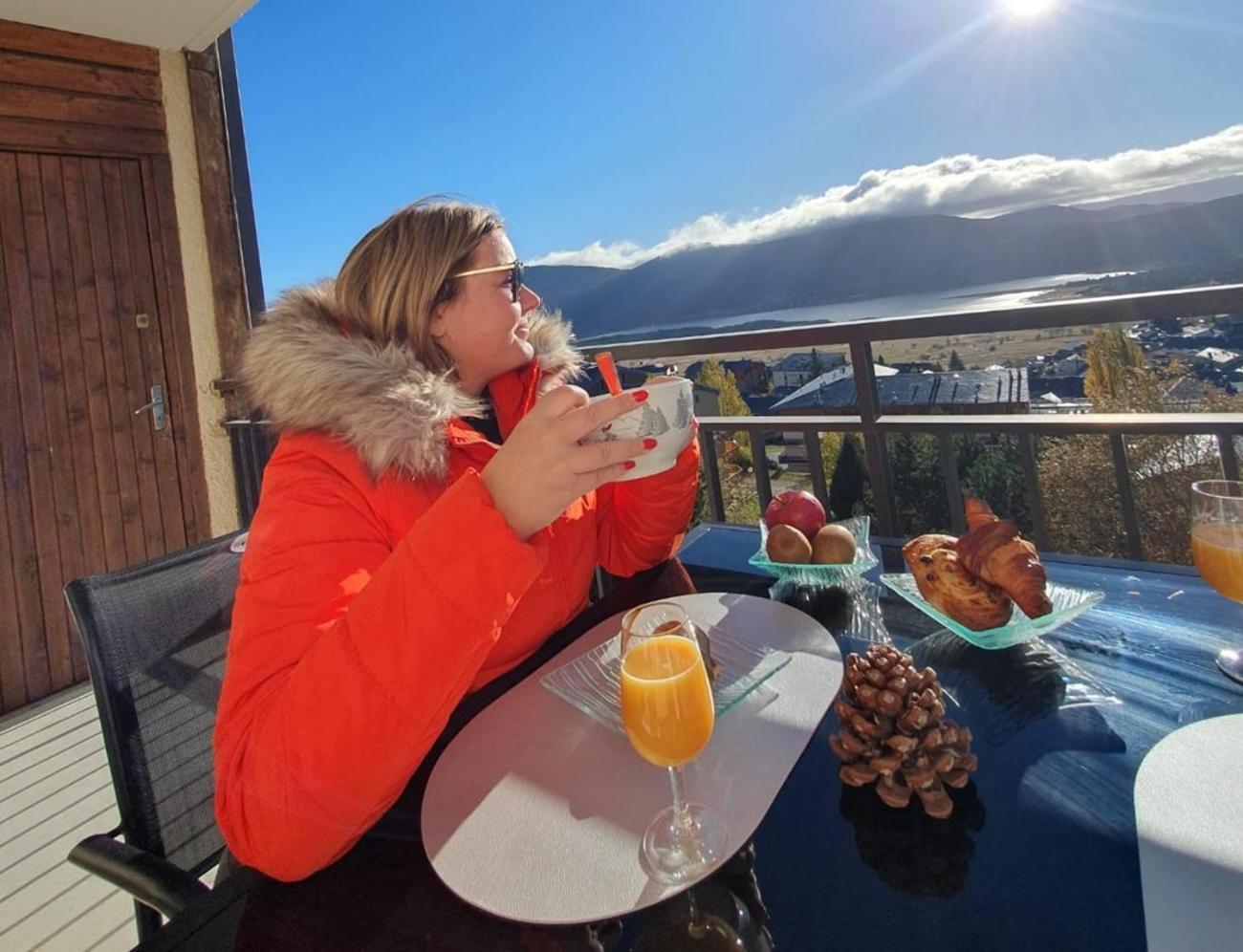 Appartement, Vue Lac Panoramique Avec Terrasse, Parking, Aux Angles Eksteriør bilde